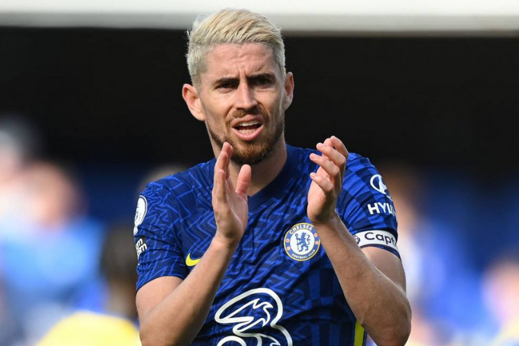 Jorginho já era considerado o favorito em uma lista final só de meio-campistas.
