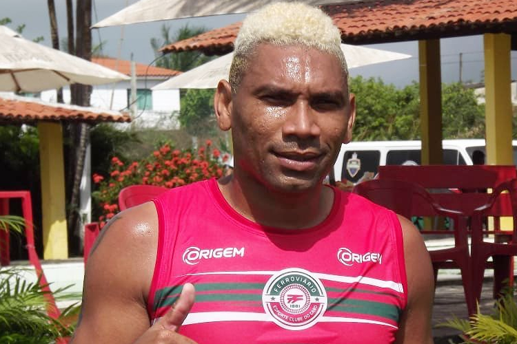 Ídolo do Santa é aposta do time do Cabo