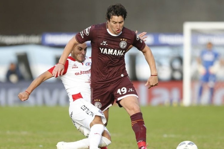 Nicolás Aguirre foi indicação de Gustavo Florentín.