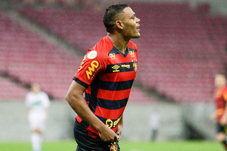 Mikael marcou gols em duas das últimas três vitórias do Leão