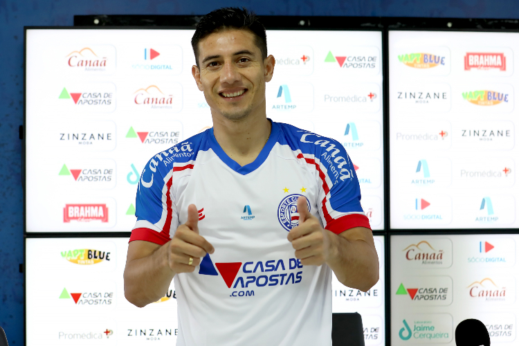 Óscar Ruiz atualmente está encostado no elenco do Bahia