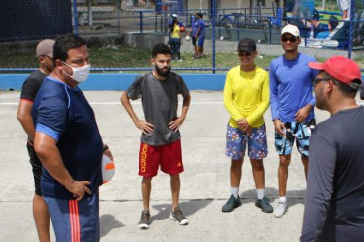 Técnico atuará com auxiliar técnico da equipe paulista.