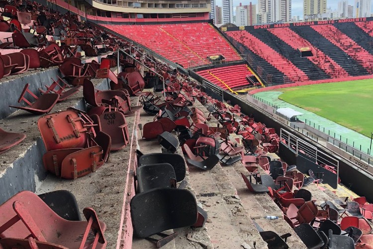 Confira as imagens da reforma nas cadeiras da Ilha do Retiro