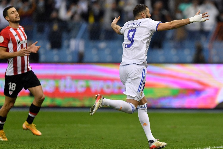 Benzema e Modric marcaram os gols da vitória merengue