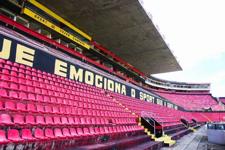Imagens das obras que estão sendo realizadas na Ilha do Retiro.