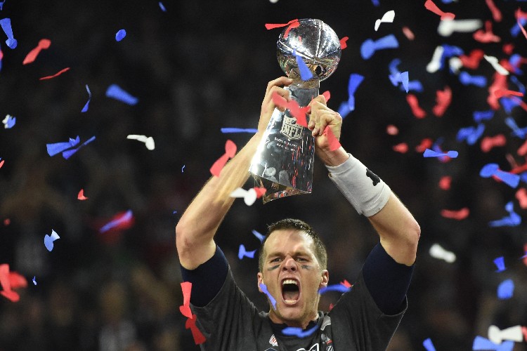 Multicampeão de futebol americano, Brady decidiu encerrar a carreira