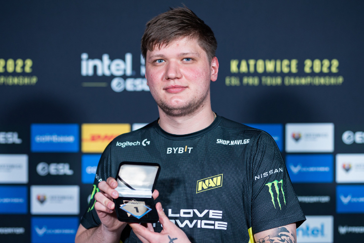 Ucraniano S1mple é considerado o melhor do mundo do CS:GO