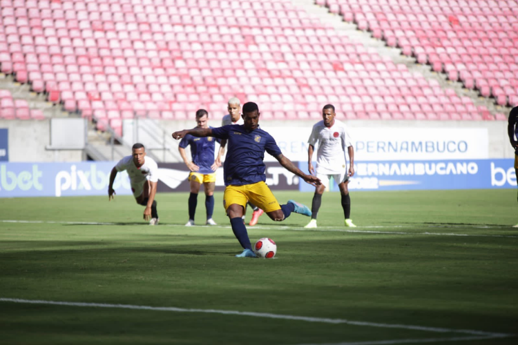 Foi o sexto gol de Renato no estadual.