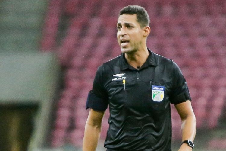 Rodrigo Pereira será responsável por conduzir o Clássico das Emoções, entre Santa Cruz e Náutico