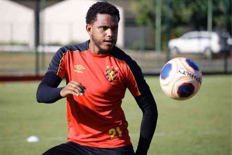 O Sport foi condenado a pagar R$ 12 milhões a Rithely.