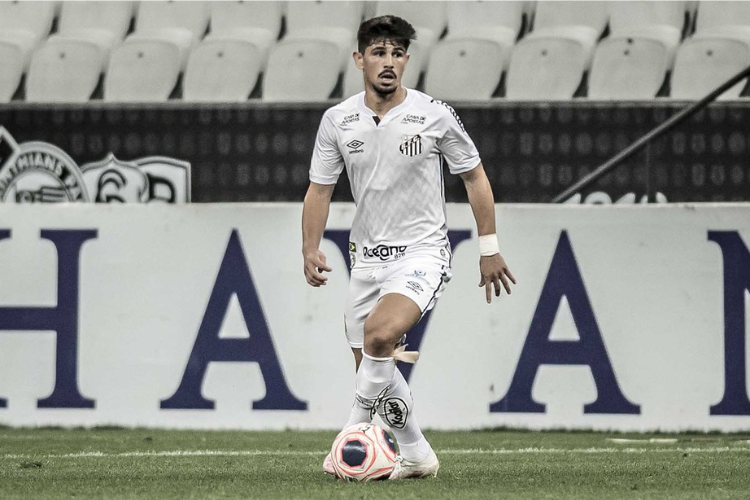 Atleta não faz parte dos planos do Santos.