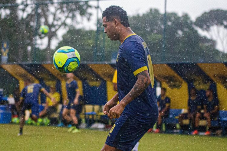 Meia disputou 18 jogos e marcou oito gols neste temporada/Marcelo Trajano/Retr&ocirc;