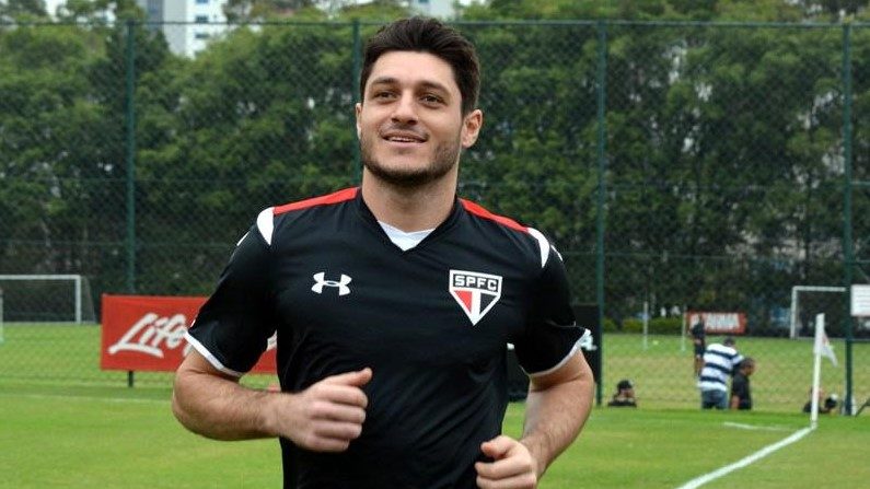 Goleiro teve passagens pelo Gil Vincente, Figueirense e São Paulo