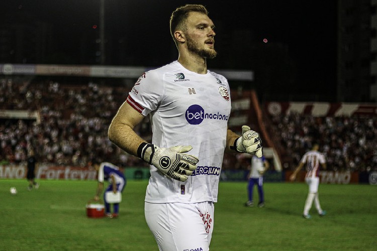 Goleiro é o grande destaque do Timbu na atual temporada
