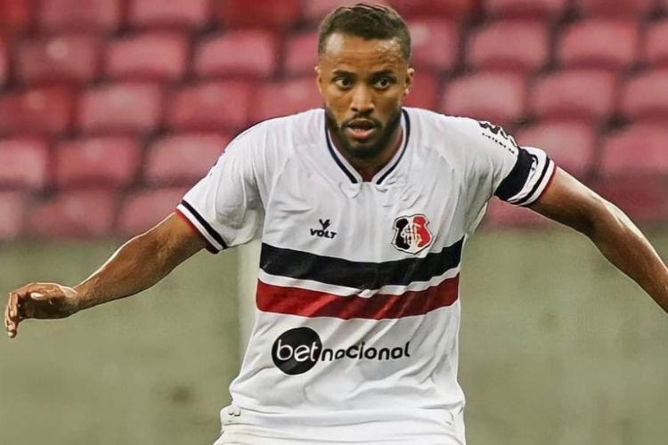 Arthur atuou em apenas quatro jogos pelo Tricolor