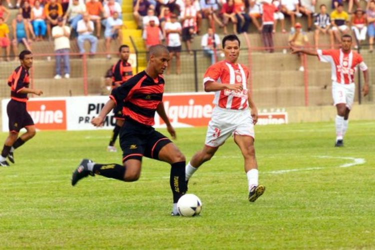Em 2004, Sport perdeu a invencibilidade para o Náutico, em um jogo realizado na Ilha