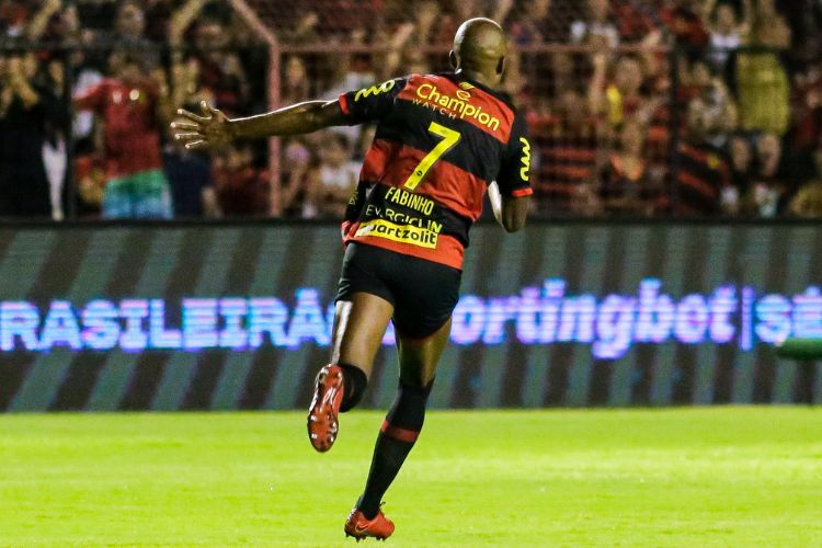"Quando se joga coletivamente, automaticamente o individual aparece", destacou Fabinho