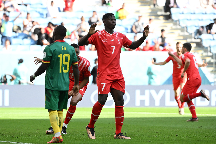 Na estreia do Grupo G, a seleção europeia estreia com vitória