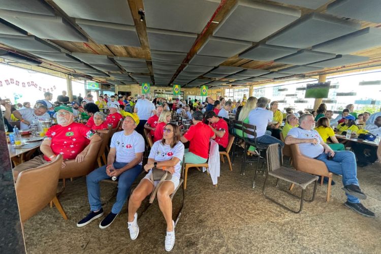 Reunião entre as torcidas foi proporcionada pelo Consulado da Suíça
