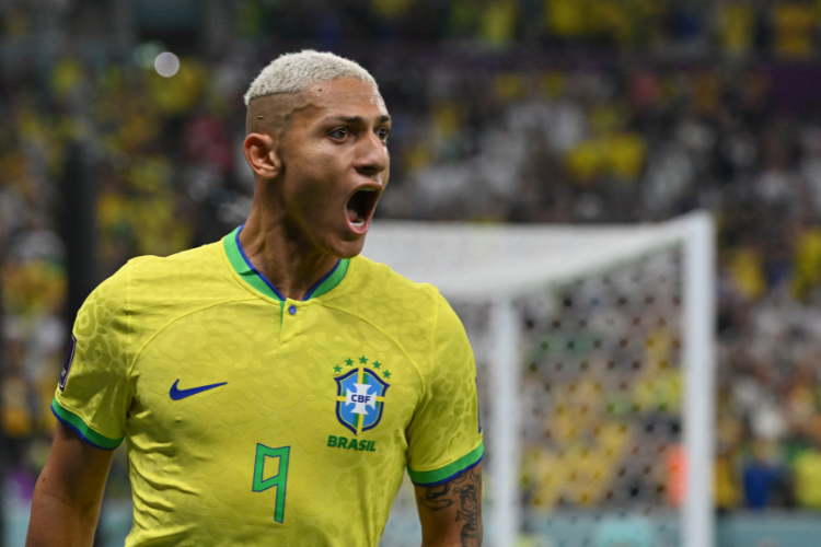Richarlison está na briga pela artilharia da Copa, com dois gols