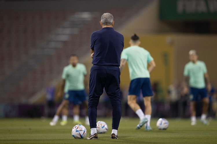 Tite acerta detalhes no último trabalho do Brasil antes da partida