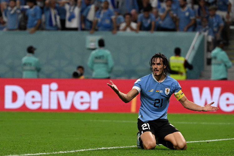 O resultado tornou-se insuficiente para a Celeste que está eliminada da Copa do Mundo