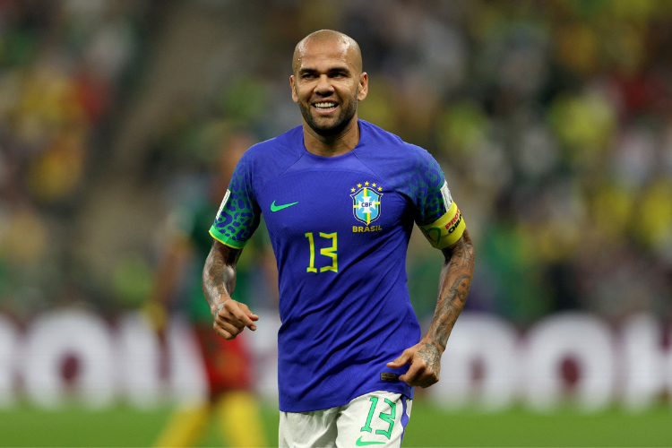 "É um toque de atenção para a gente se alertar", disse Daniel Alves