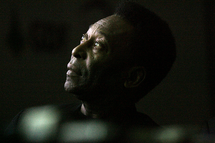 A filha de Pelé garantiu que o tratamento contra o câncer