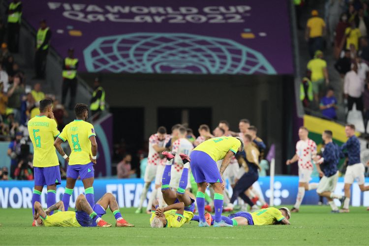 Brasil teve a chance da vaga, mas cedeu empate no 2º tempo da prorrogação