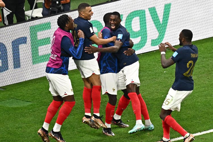 Atletas franceses comemoraram muito o gol de Kolo Muani