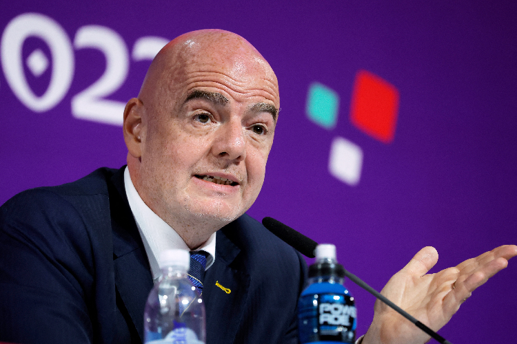 Infantino anunciou um pacote de bondades contendo da criação de torneios e abertura de janelas para amistosos