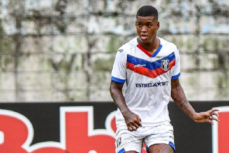 Atleta tem passagem pelo rival Santa Cruz