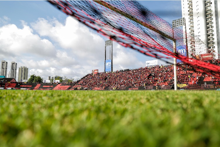 Sport precisou adiar estreia no Pernambucano por problemas no gramado da Ilha