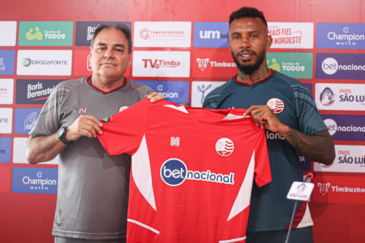 Zagueiro foi apresentado oficialmente como jogador do alvirrubro