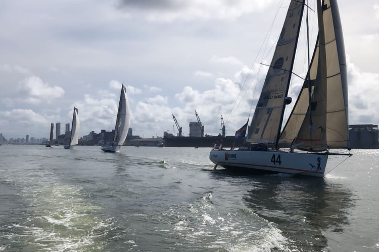 Quatro veleiros deixaram o Recife com destino ao Caribe