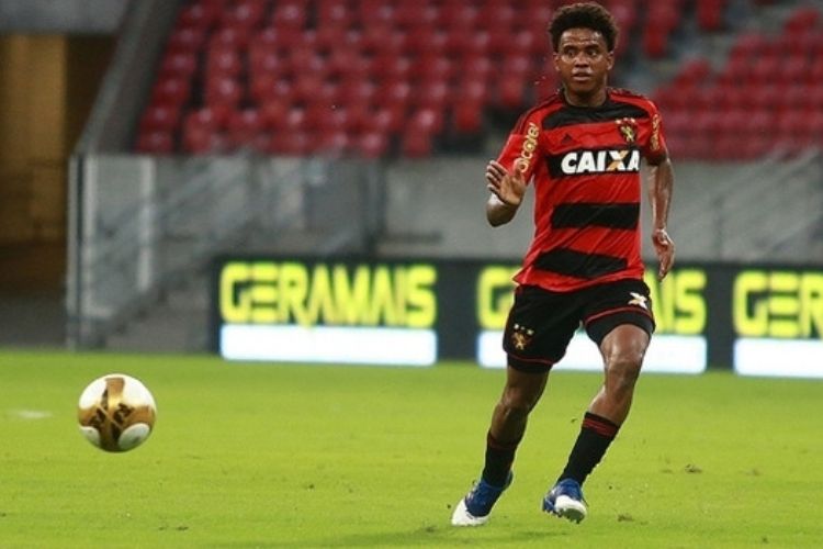 Jogador deixou o Sport em 2020 e conseguiu vencer o clube na Justiça