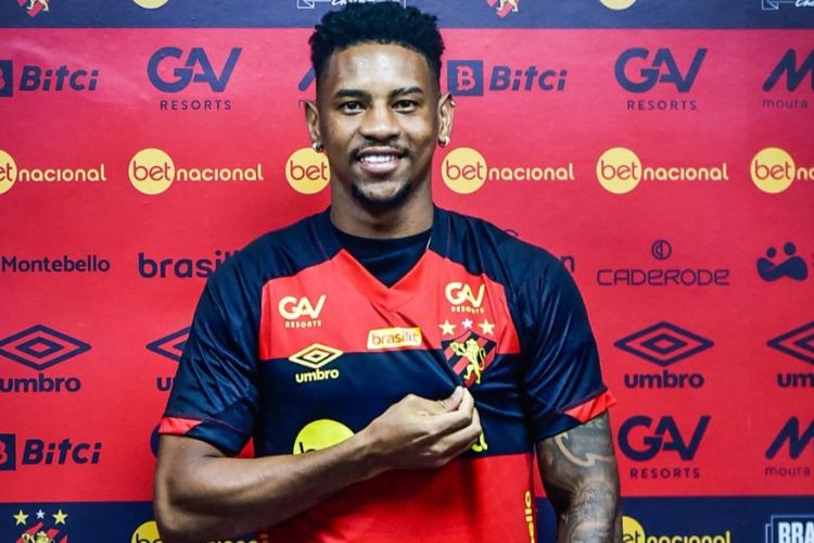 O último clube de Felipinho foi o ABC, no qual foi vice-campeão da Série C