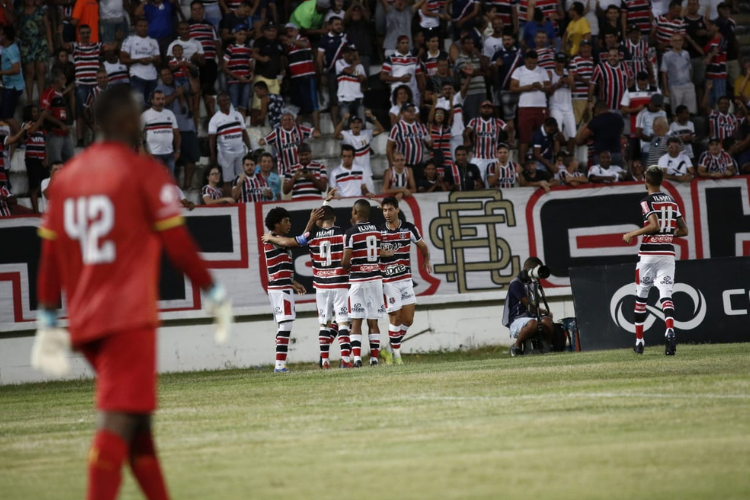 A partida de sábado marca o reencontro dos times em Recife, já que o último duelo no Arruda aconteceu em 2019