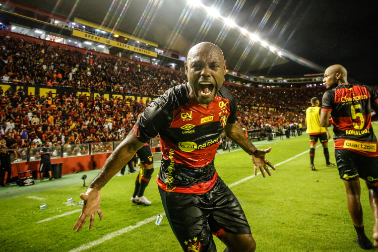 Um dos pilares do elenco, Love comandará o ataque do rubro-negro