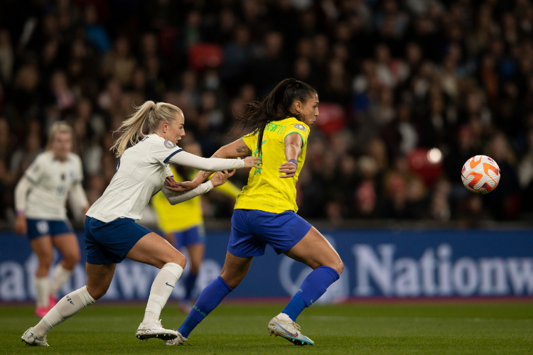 Seleção fez boa partida diante das atuais campeãs europeias