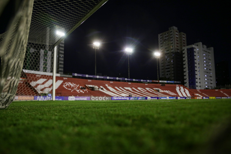Timbu ainda não recebeu um grande público nos Aflitos em 2023