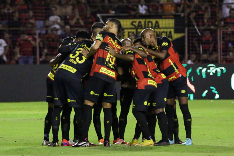 Elenco rubro-negro vive grande momento na atual temporada