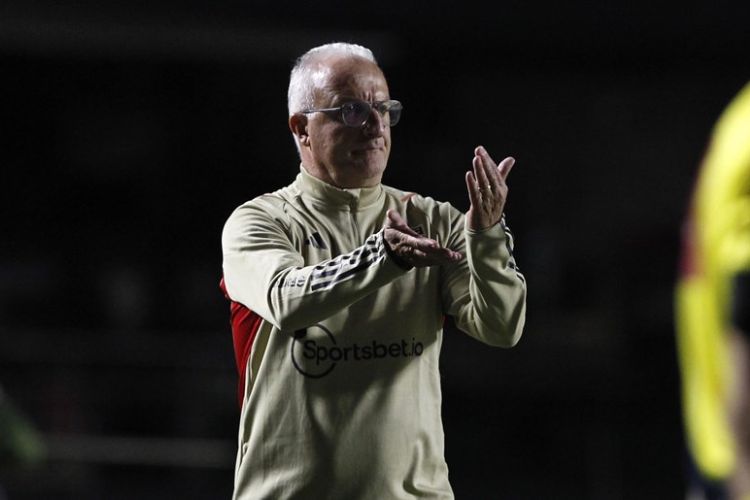 Desde que chegou ao Morumbi, Dorival Júniior não sabe o que é ser derrotado
