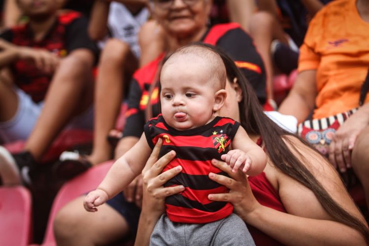 Ante o Botafogo-SP, o público de mulheres, crianças e PCDs ultrapassou a marca dos 18 mil