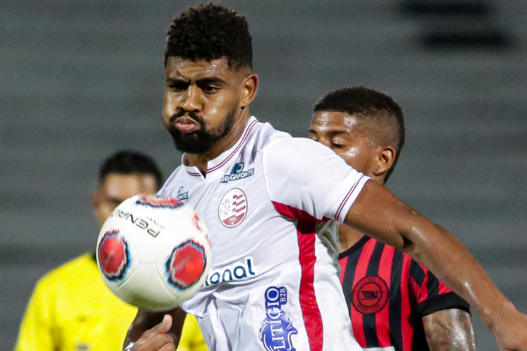 Jean Mangabeira já acumula 27 jogos pelo Náutico na temporada 
