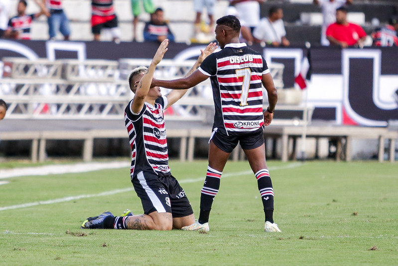 Emerson Galego marcou o gol da vitória contra o Sousa