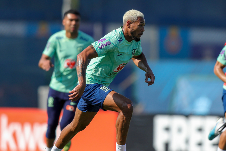 Joelinton durante treinamentos da Seleção na última quinta (15)
