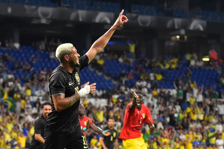 Em sus estreia na seleção, Joeliton abriu o placar da vitória
