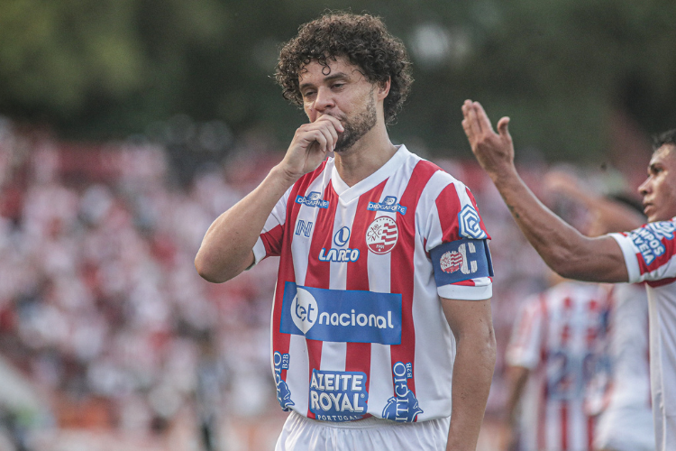 Victor Ferraz marcou um dos gols da última vitória do Timbu, contra o Figueirense