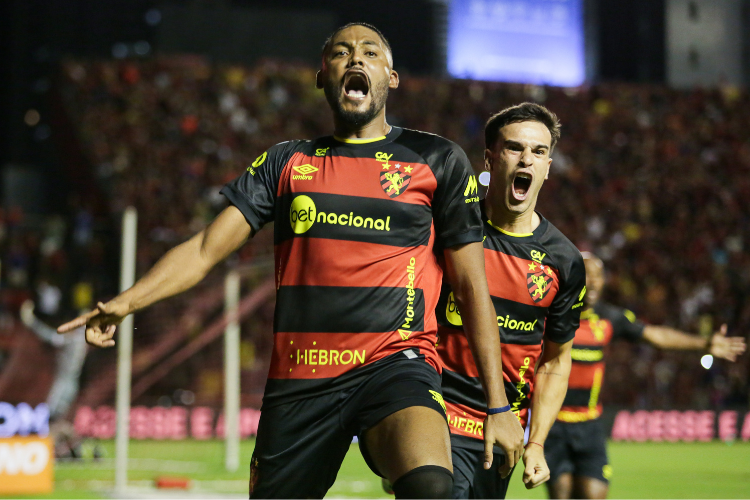 Autor do segundo gol, Sabino chegou ao seu sétimo tento no ano
